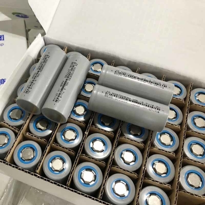 Cylindrical 21700 Lithium Ion Battery Cells Rechargeable 3.7V 5000Mah